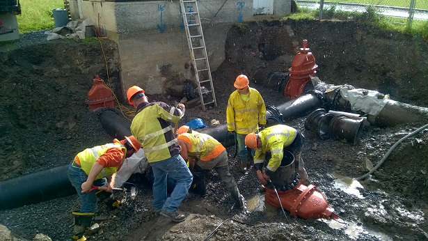 team working on mainbreak repair