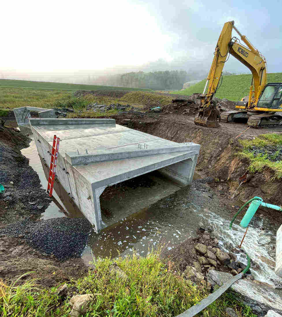 water flowing threw concrete box